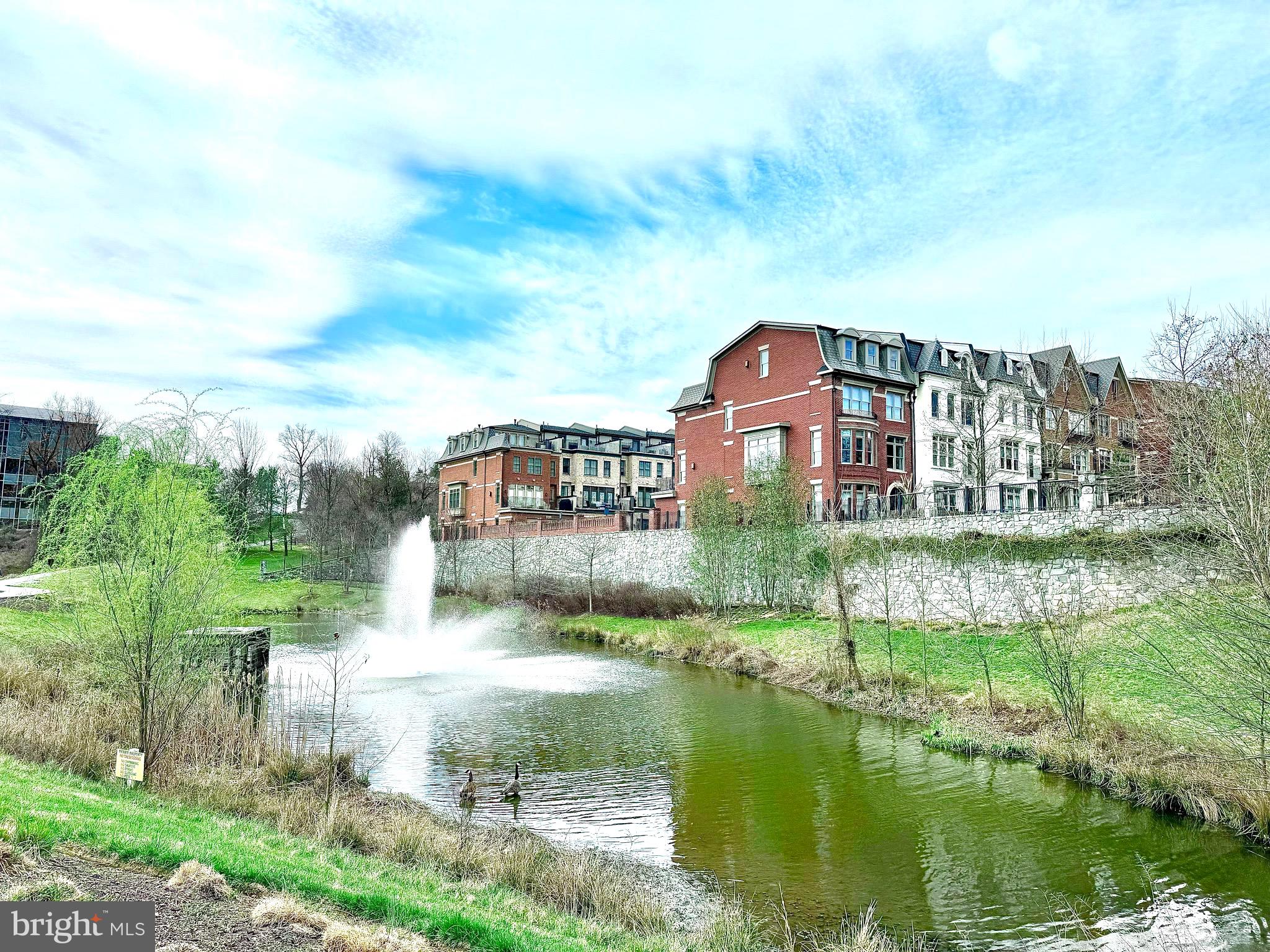 SYMPHONY PARK - Residential