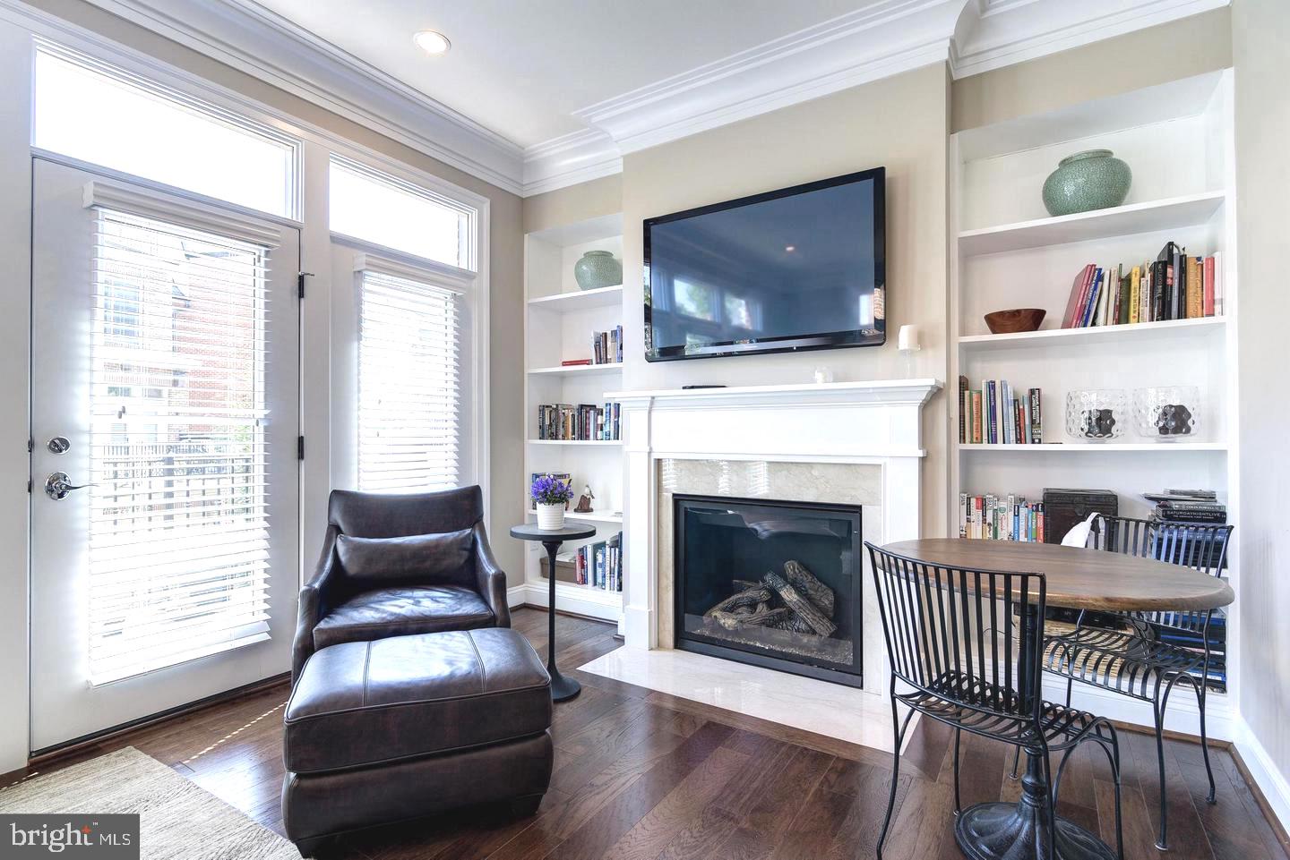 SYMPHONY PARK - Residential