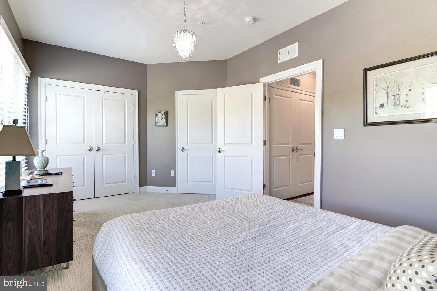 SYMPHONY PARK - Residential