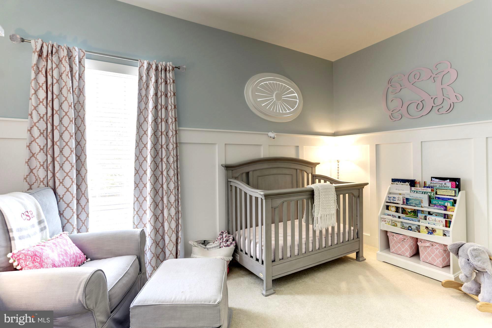 BOWEN MANOR - Residential