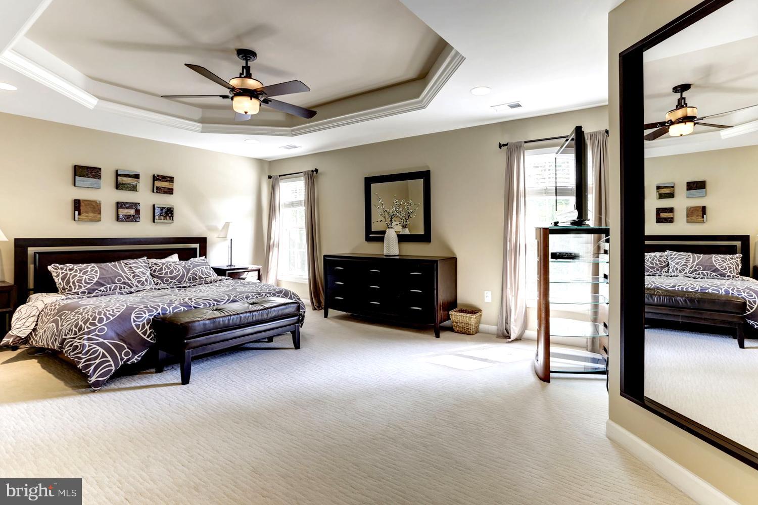 BOWEN MANOR - Residential