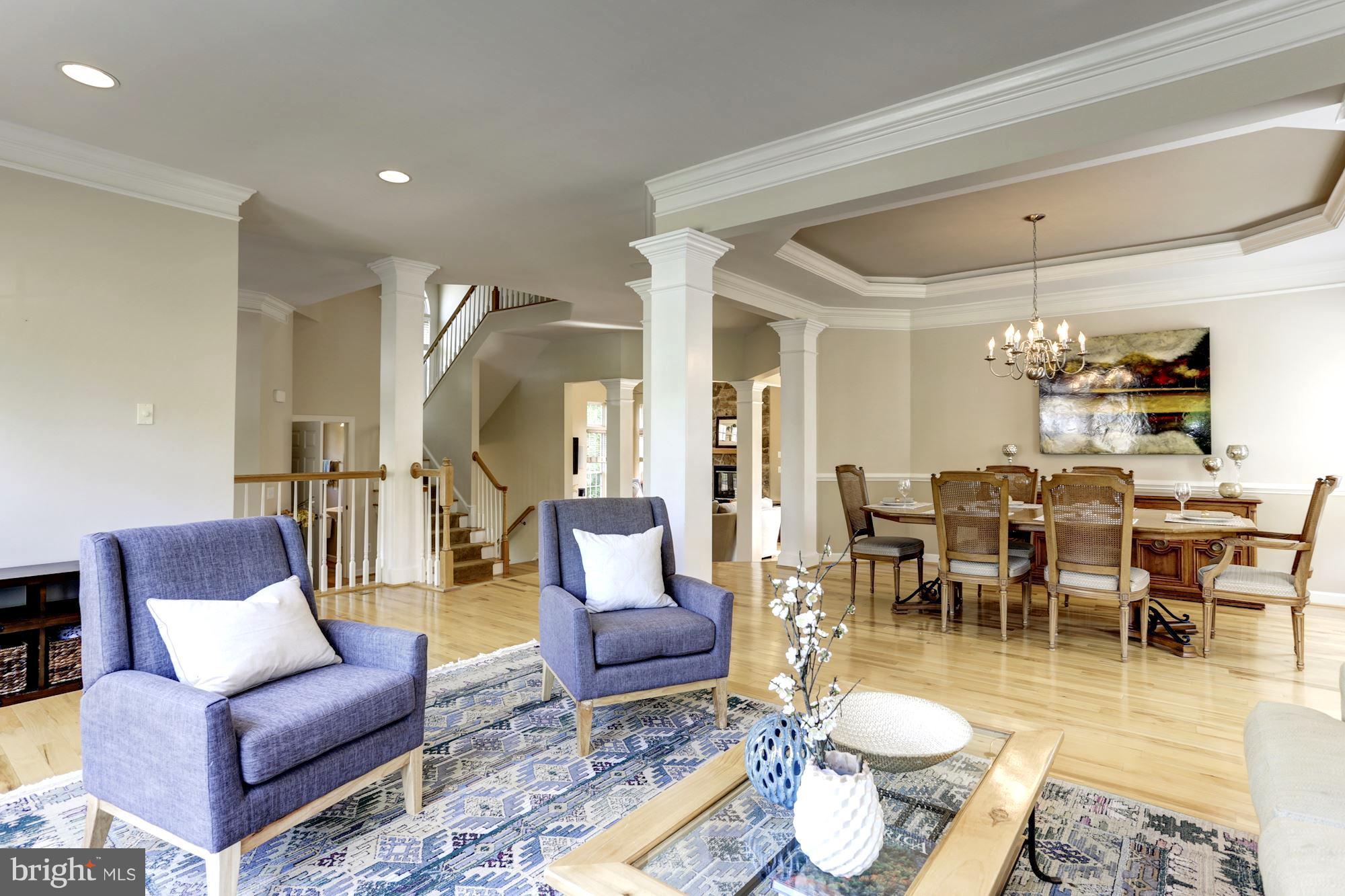 BOWEN MANOR - Residential