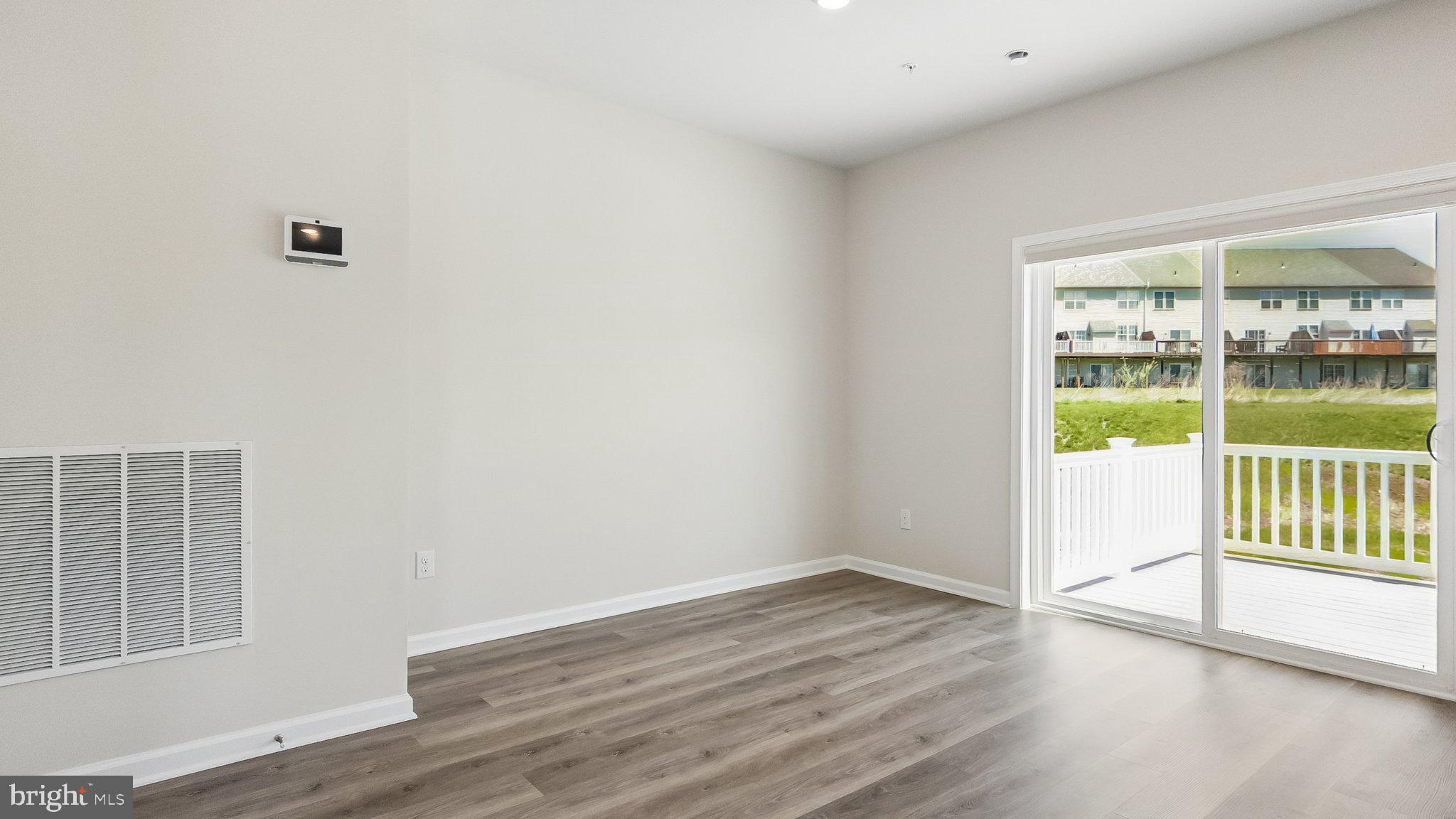 STEELPOINTE - Residential