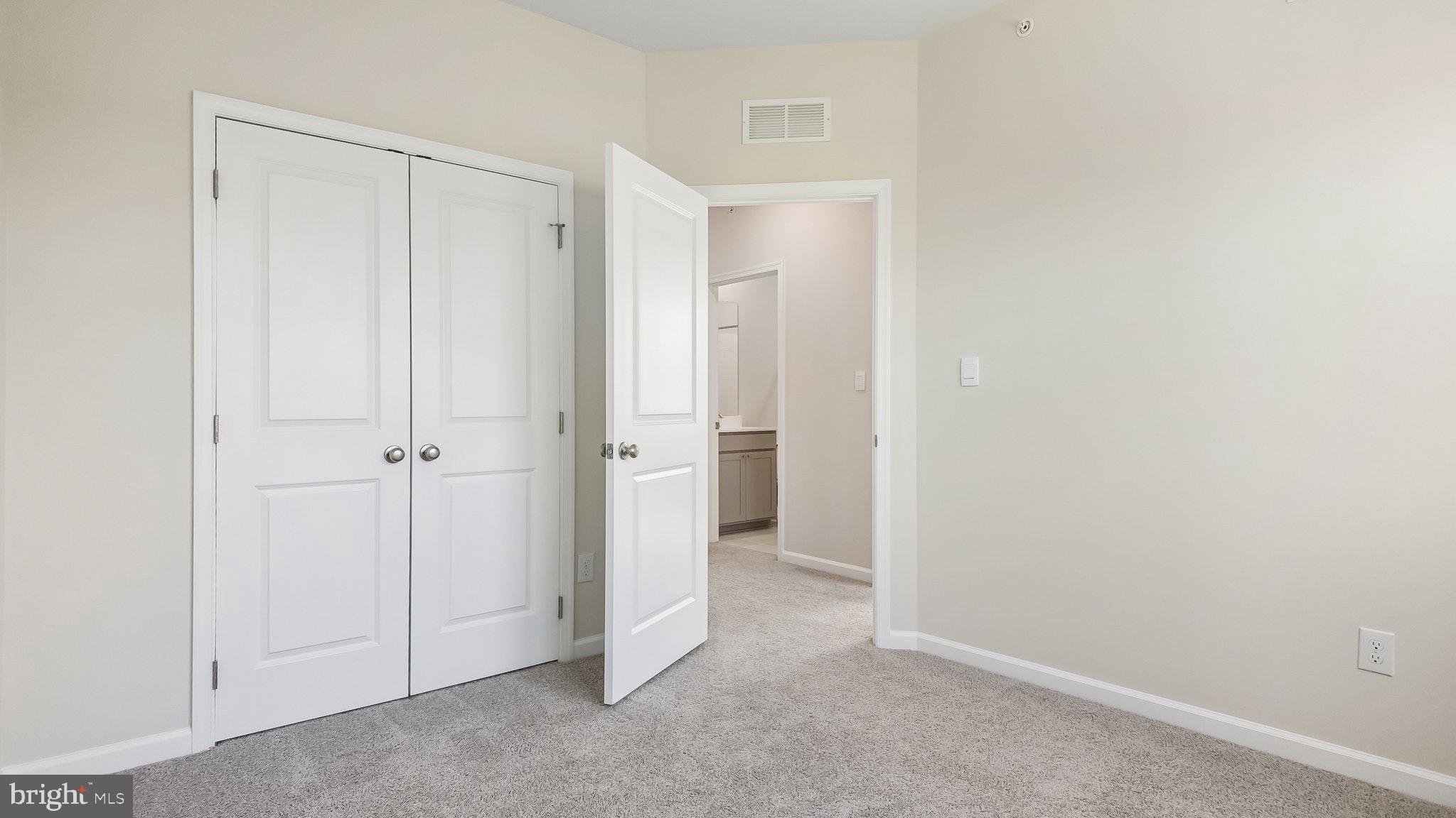 STEELPOINTE - Residential