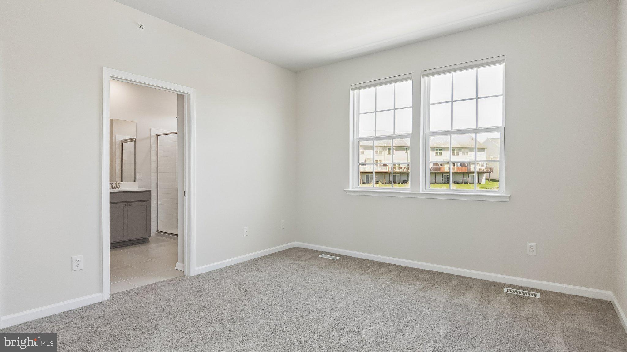 STEELPOINTE - Residential