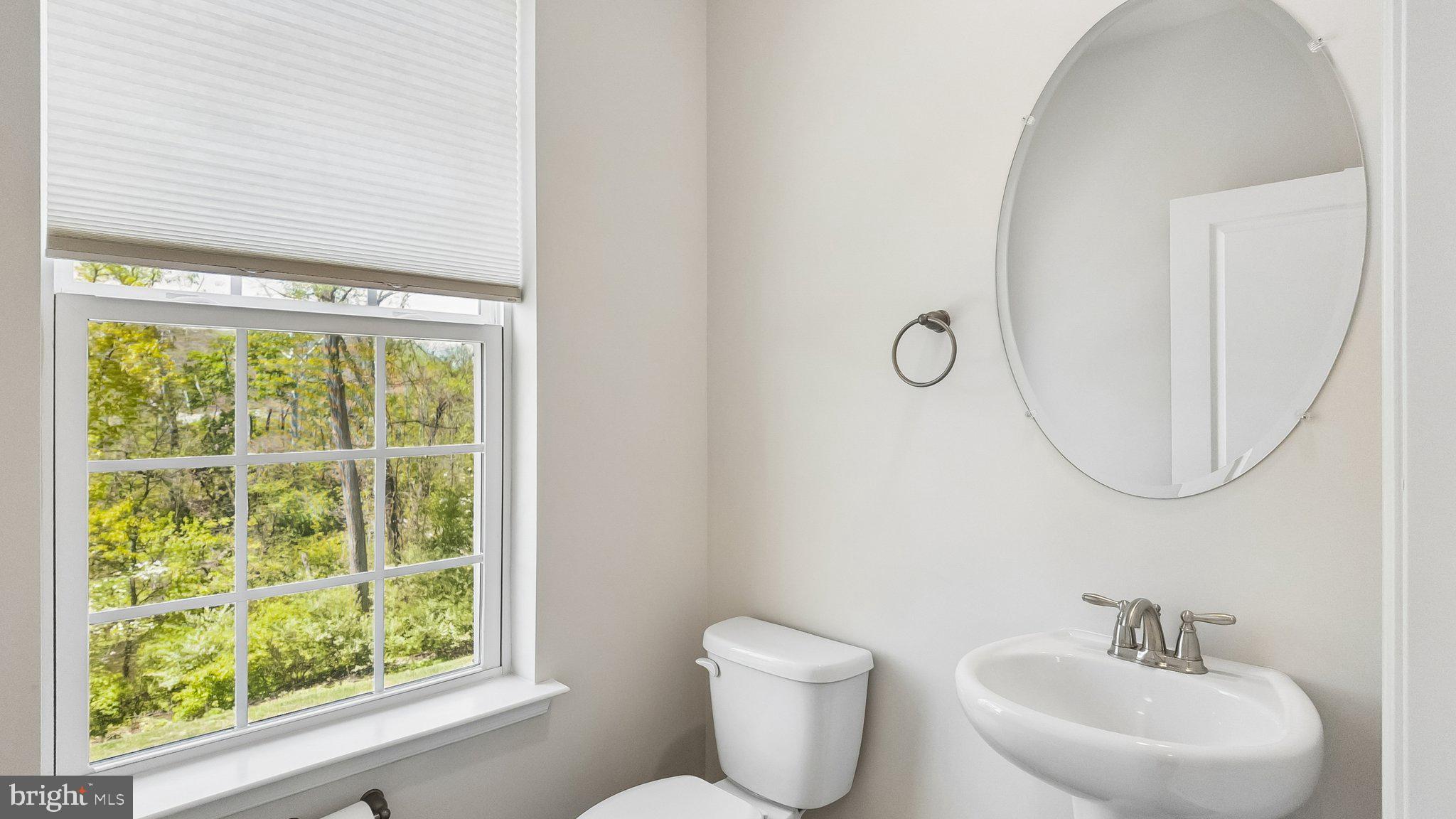 STEELPOINTE - Residential