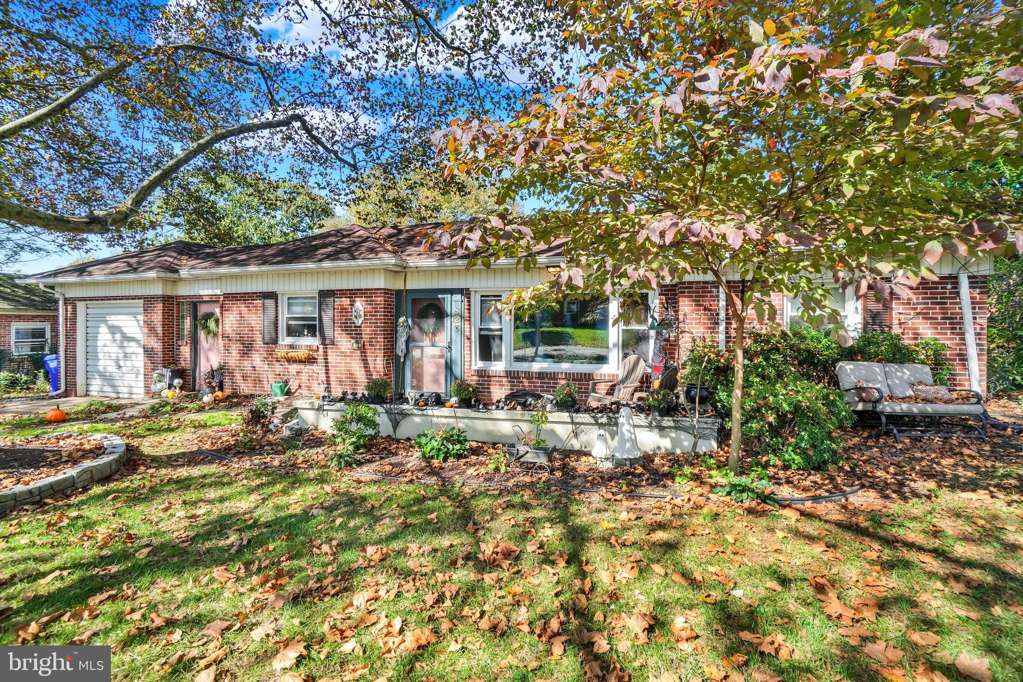 823 CLEARMOUNT ROAD