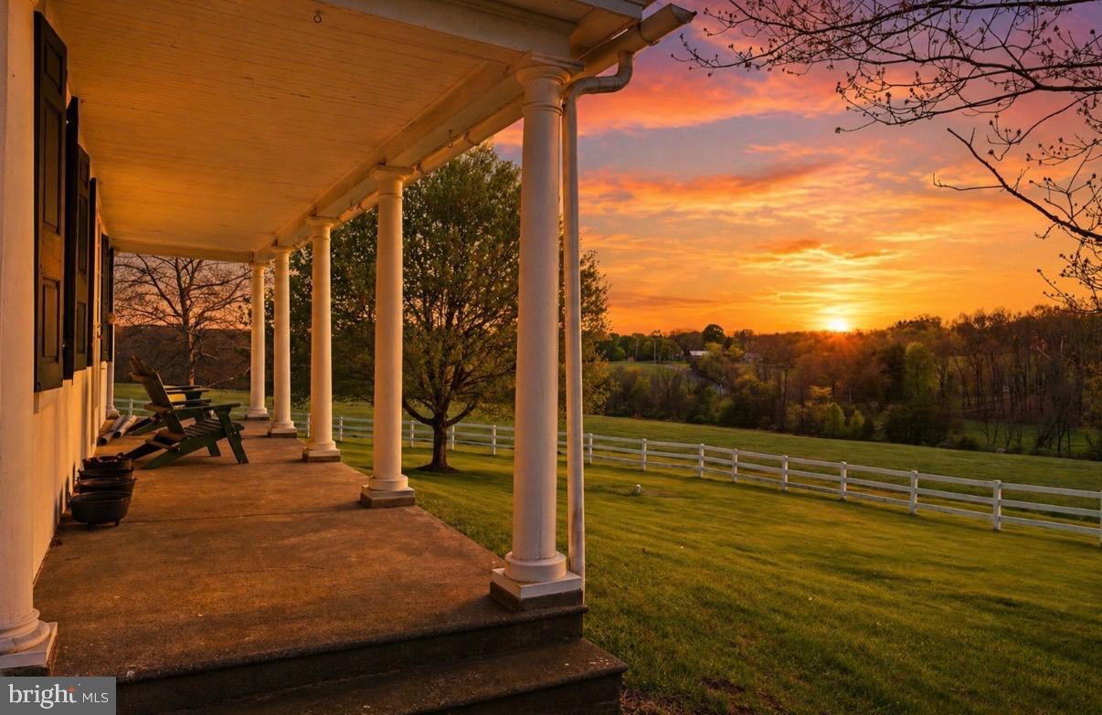 KINTNERSVILLE - Farm