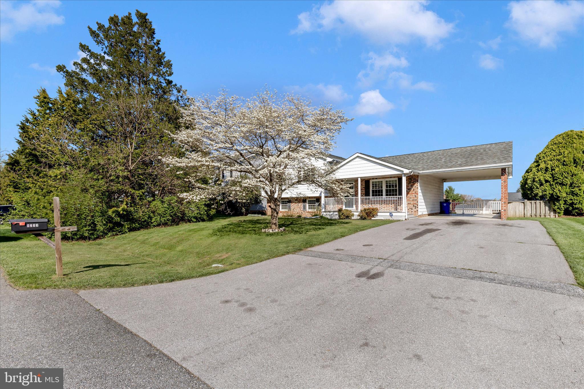 CLOVER HILL - Residential