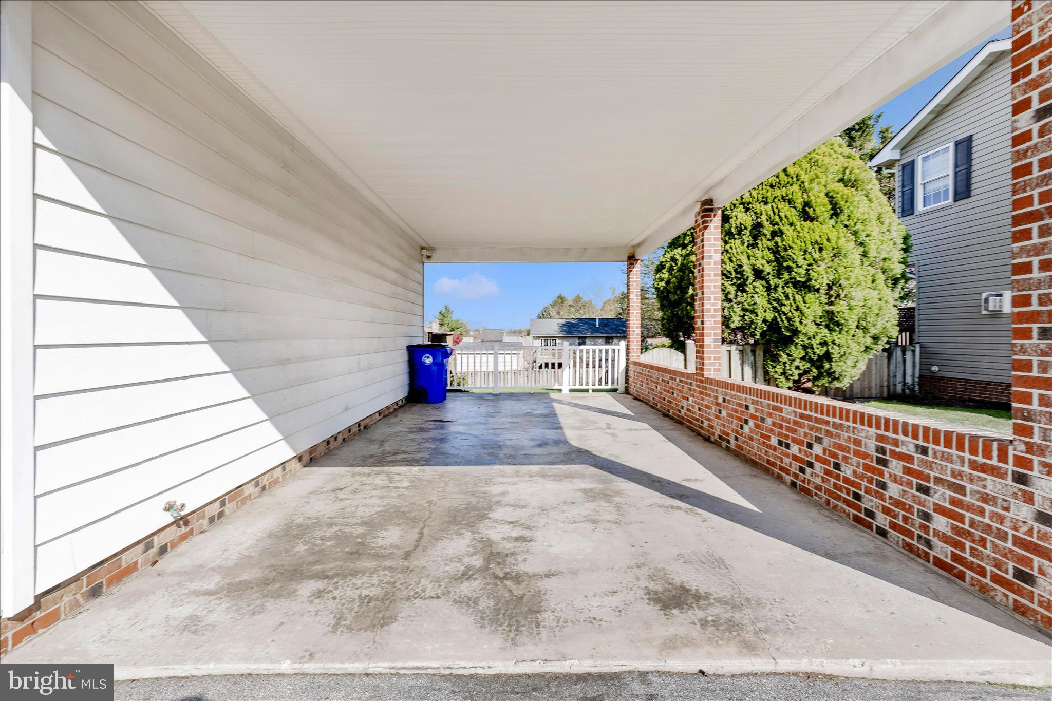 CLOVER HILL - Residential