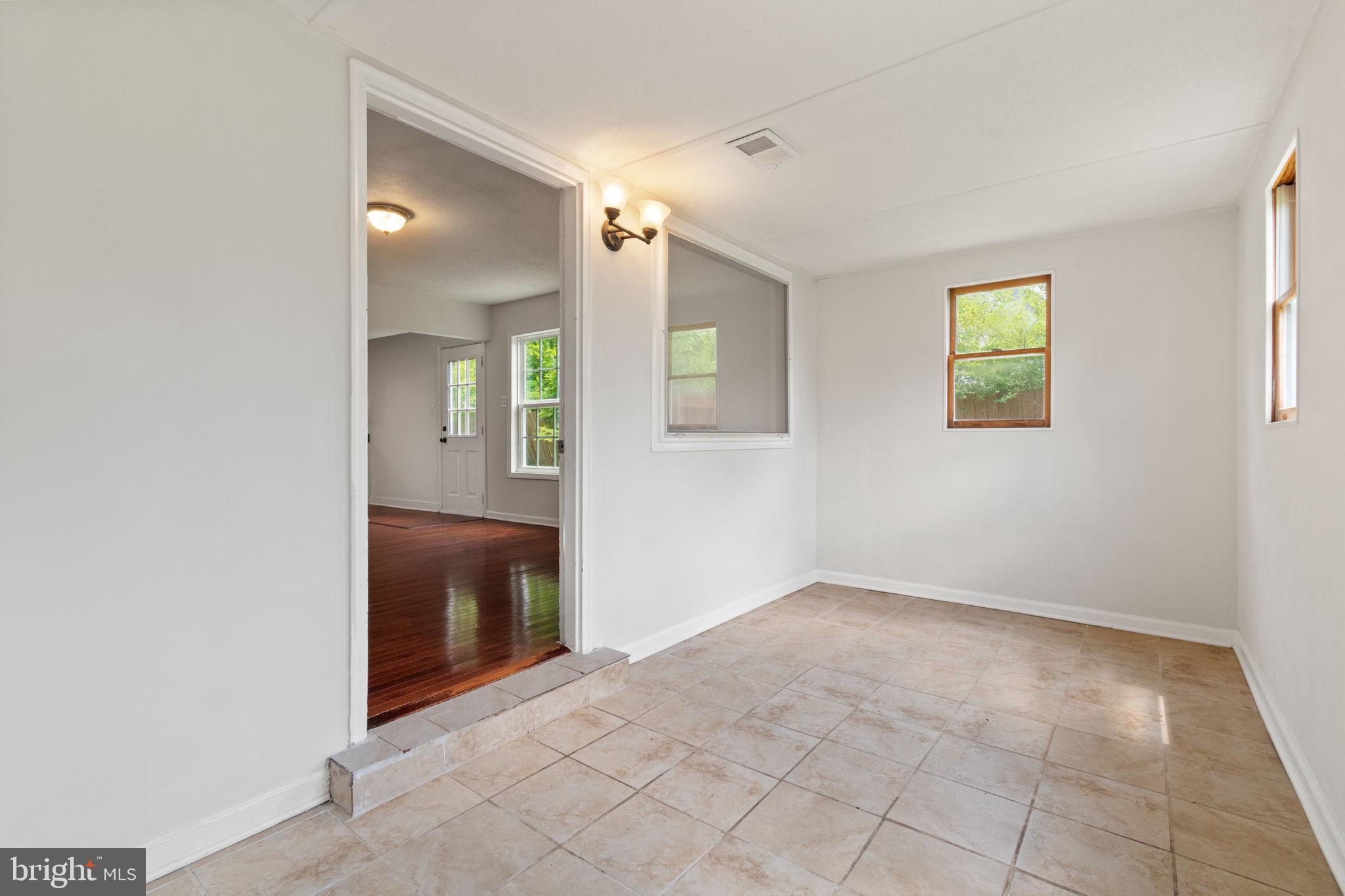 MANASSAS PARK - Residential