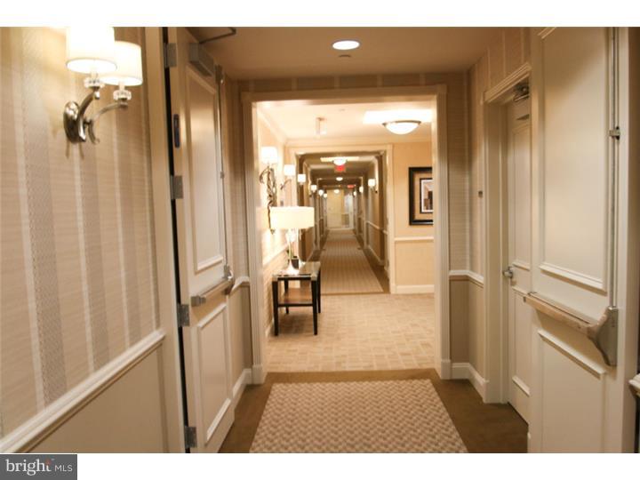 NAVAL SQUARE - Residential