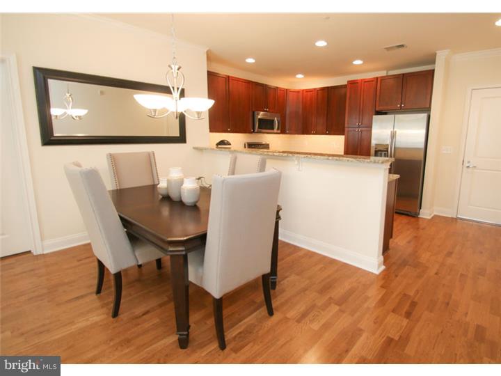 NAVAL SQUARE - Residential