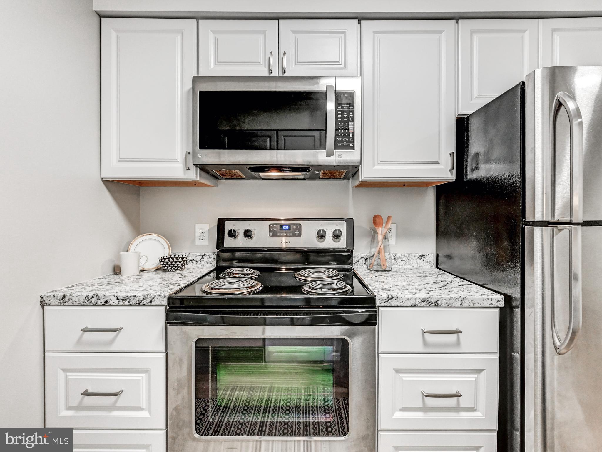 VILLAGE OF MONTGOMERY RUN - Residential