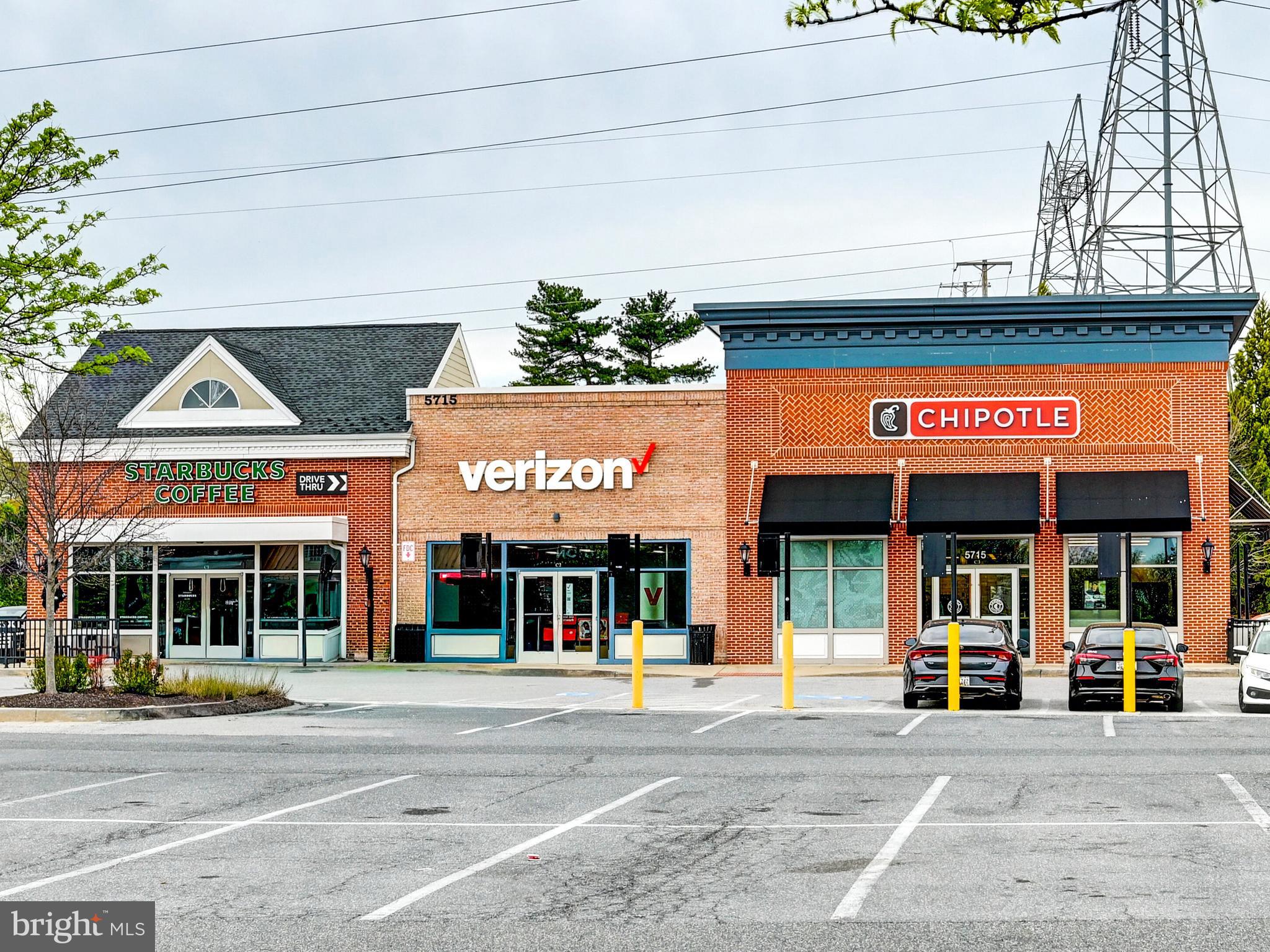 VILLAGE OF MONTGOMERY RUN - Residential