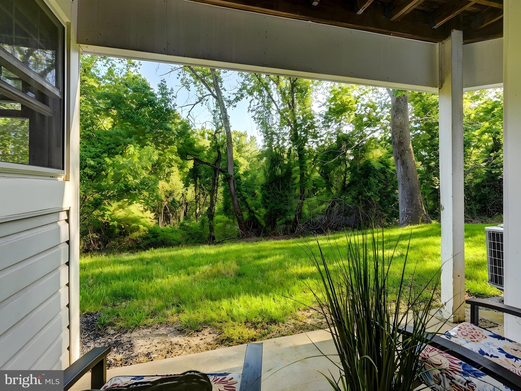 VILLAGE OF MONTGOMERY RUN - Residential