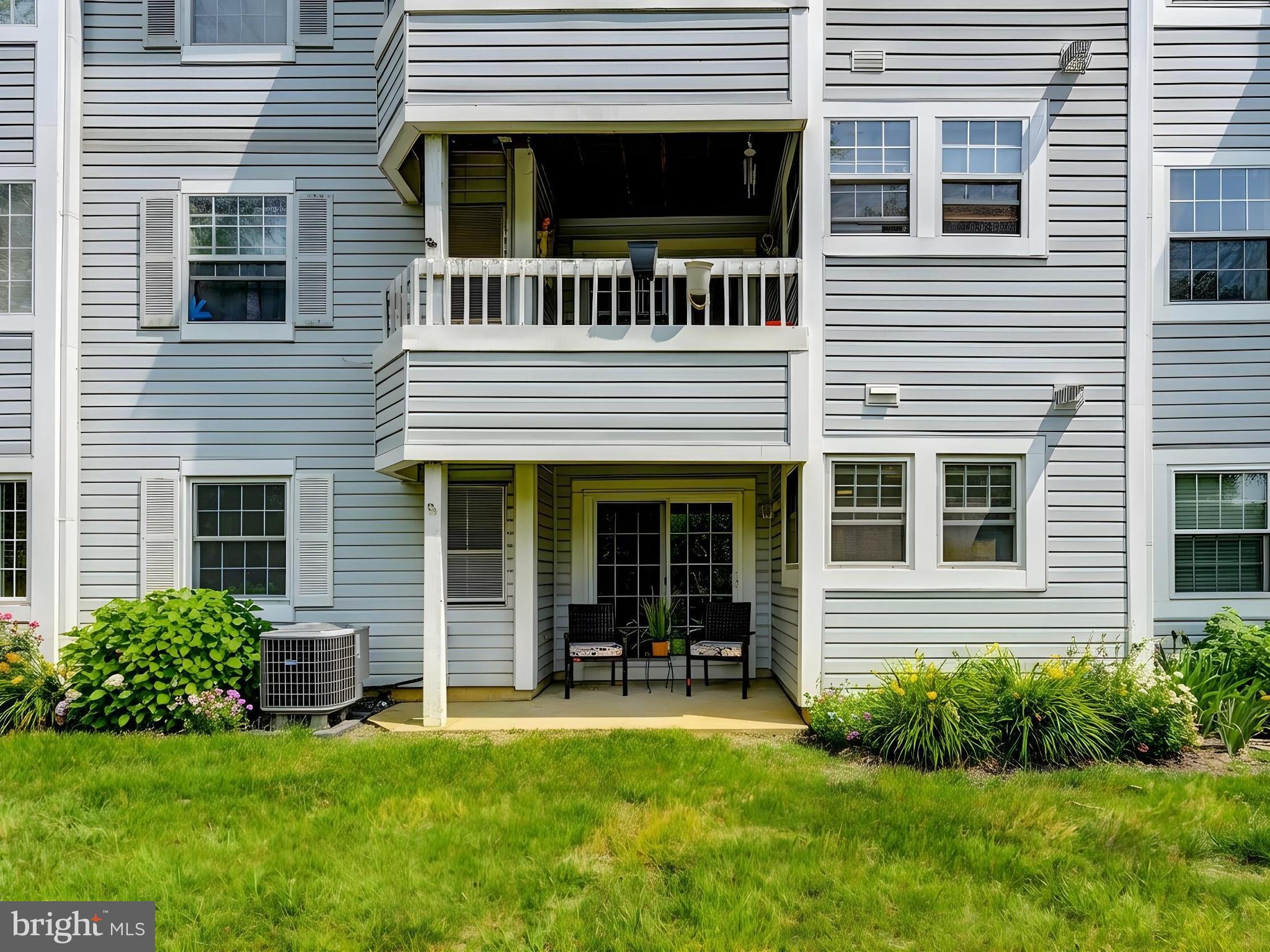 VILLAGE OF MONTGOMERY RUN - Residential