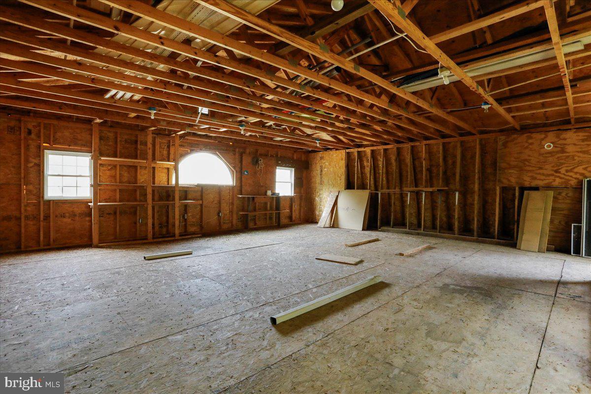 OWL HOLLOW CABINS - Residential