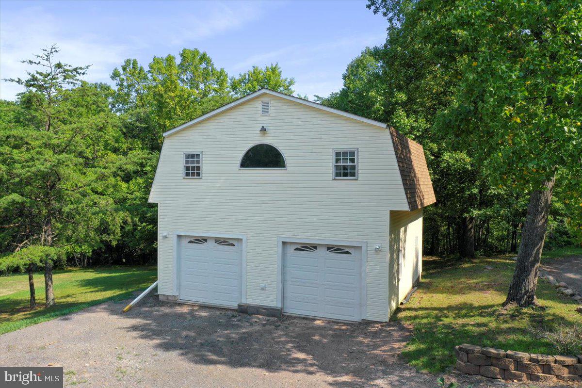 OWL HOLLOW CABINS - Residential