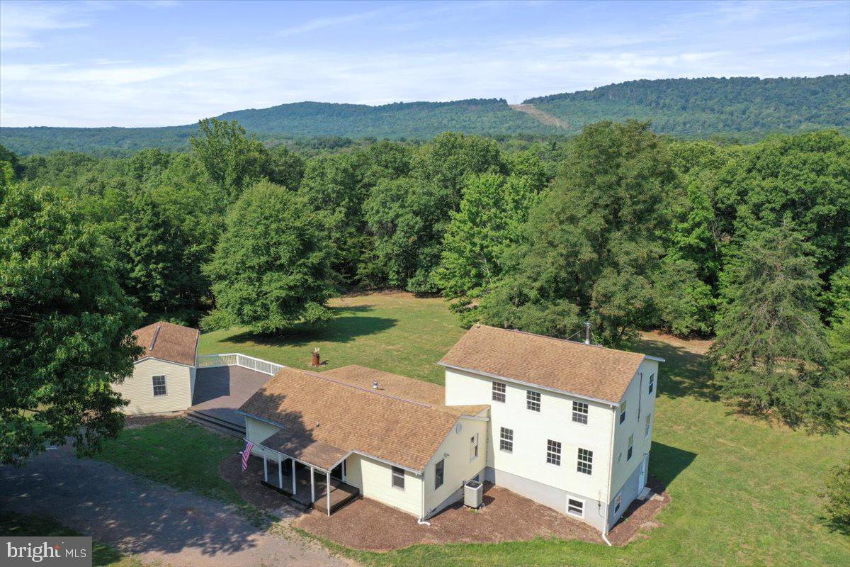 OWL HOLLOW CABINS - Residential