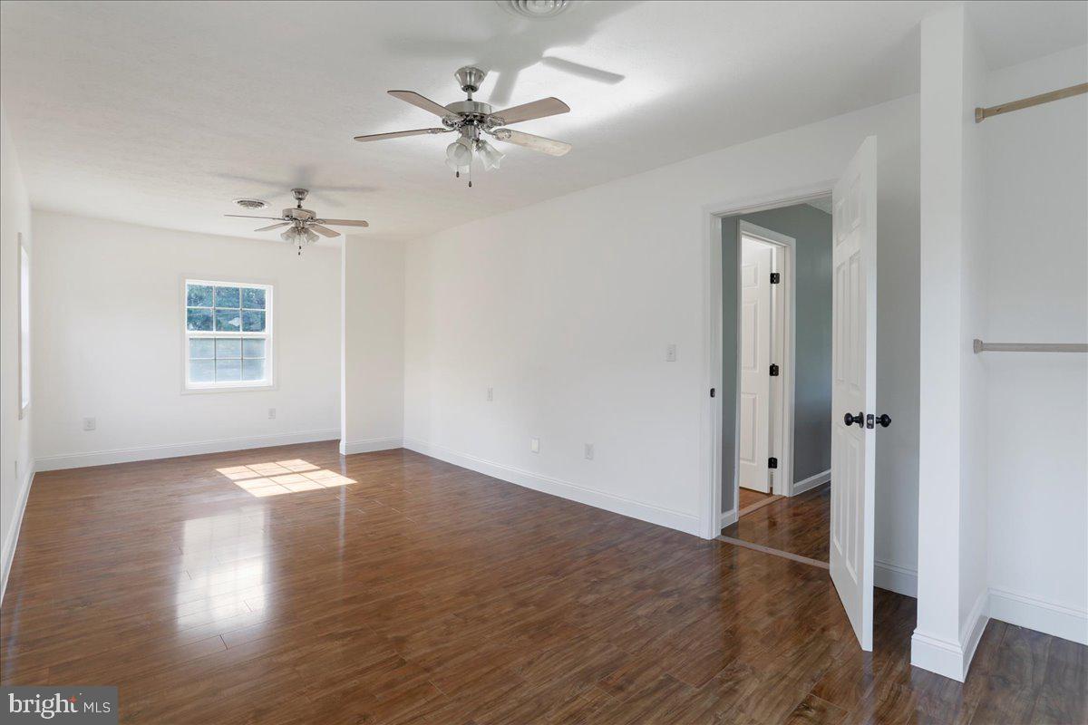 OWL HOLLOW CABINS - Residential