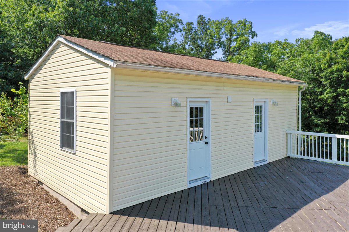 OWL HOLLOW CABINS - Residential