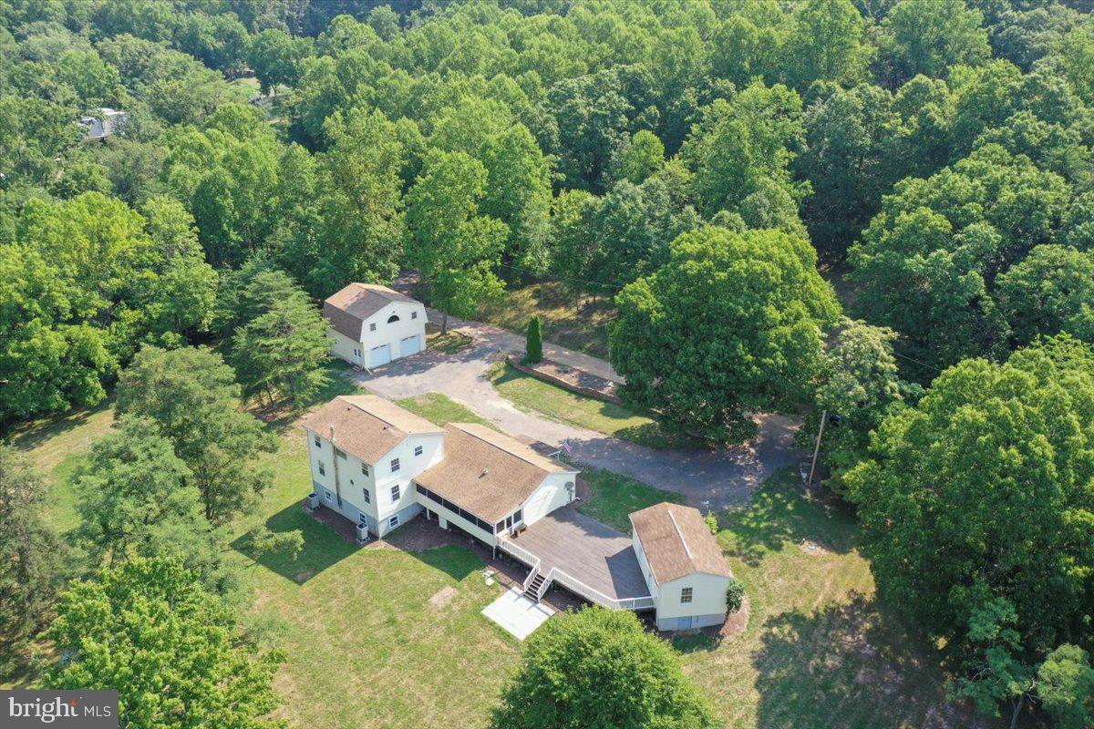 OWL HOLLOW CABINS - Residential