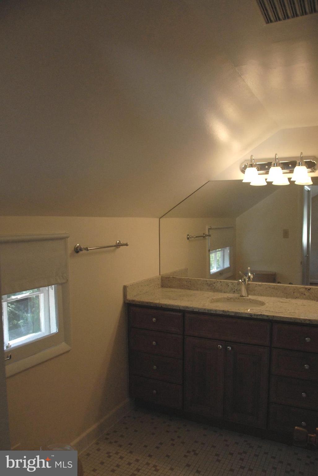 HOLLINDALE - Residential