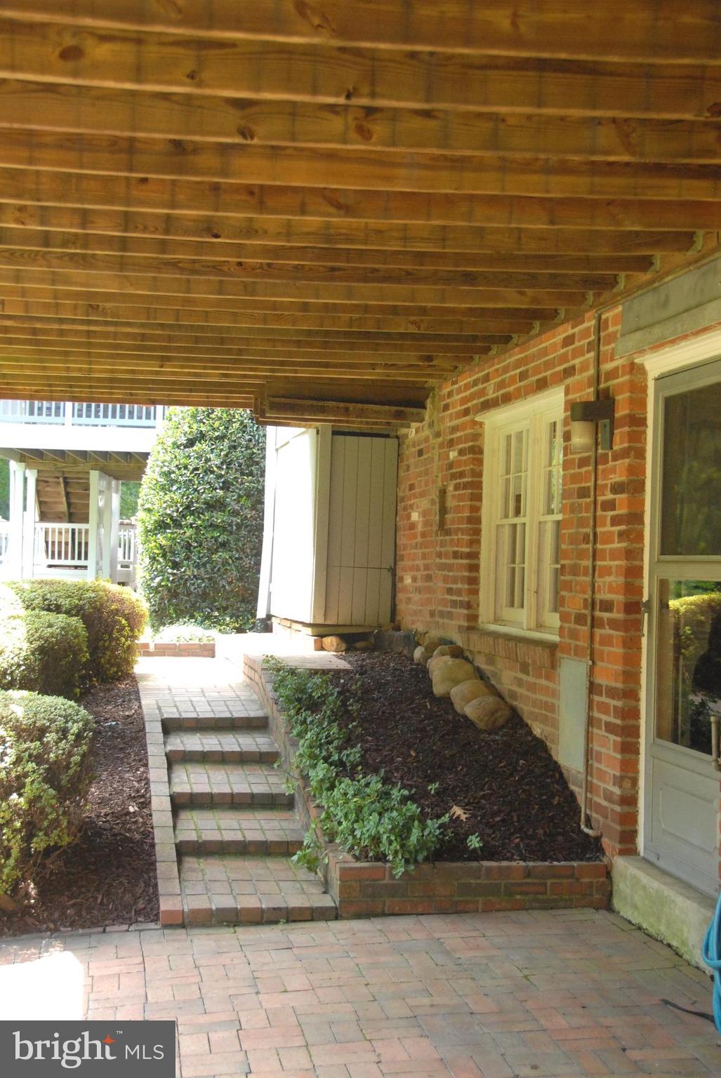 HOLLINDALE - Residential