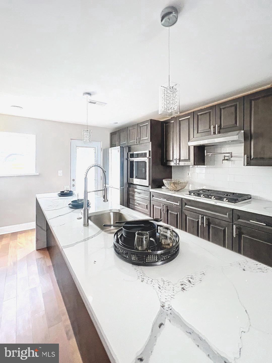 NEWBOLD - Residential