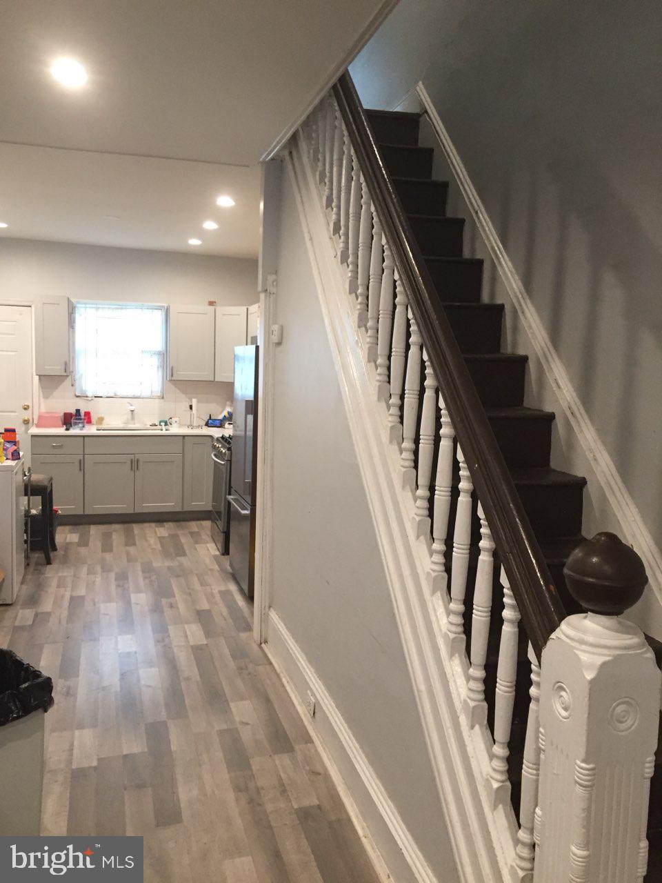 POINT BREEZE - Residential