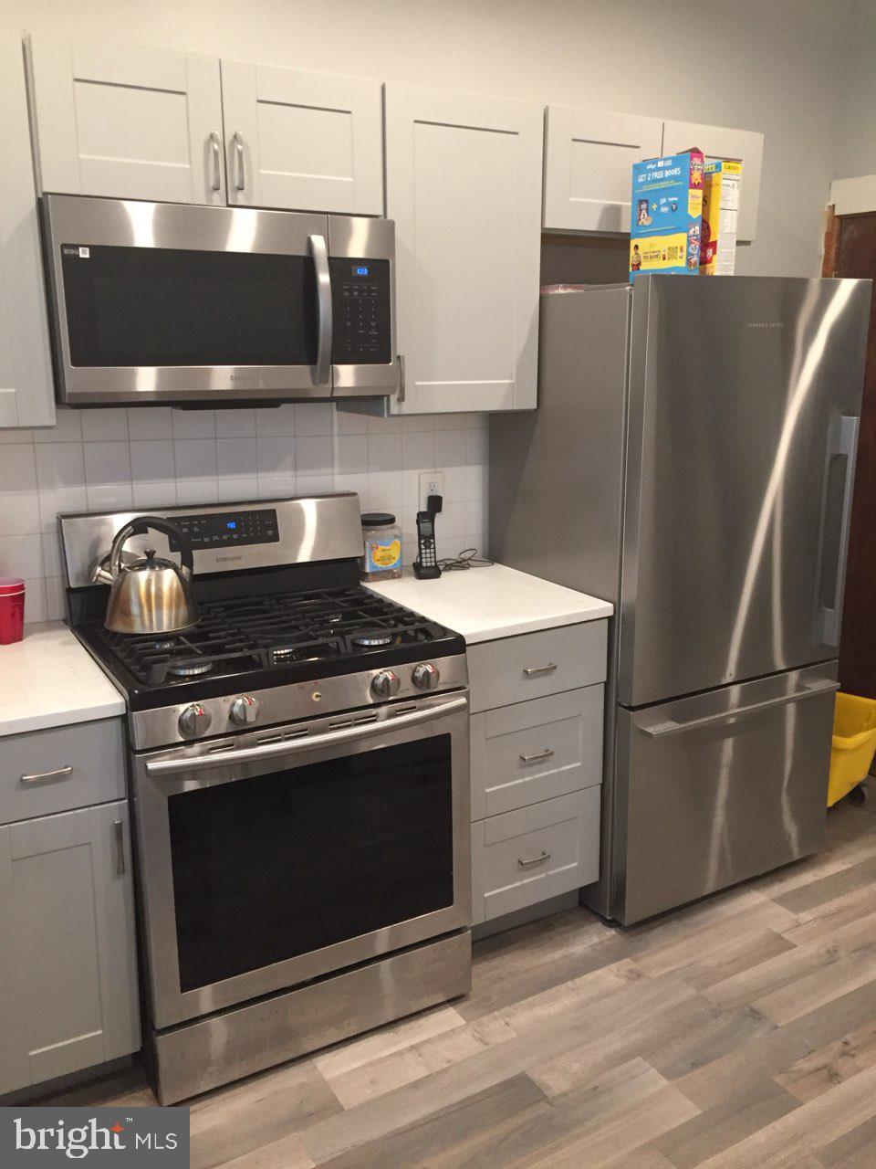 POINT BREEZE - Residential