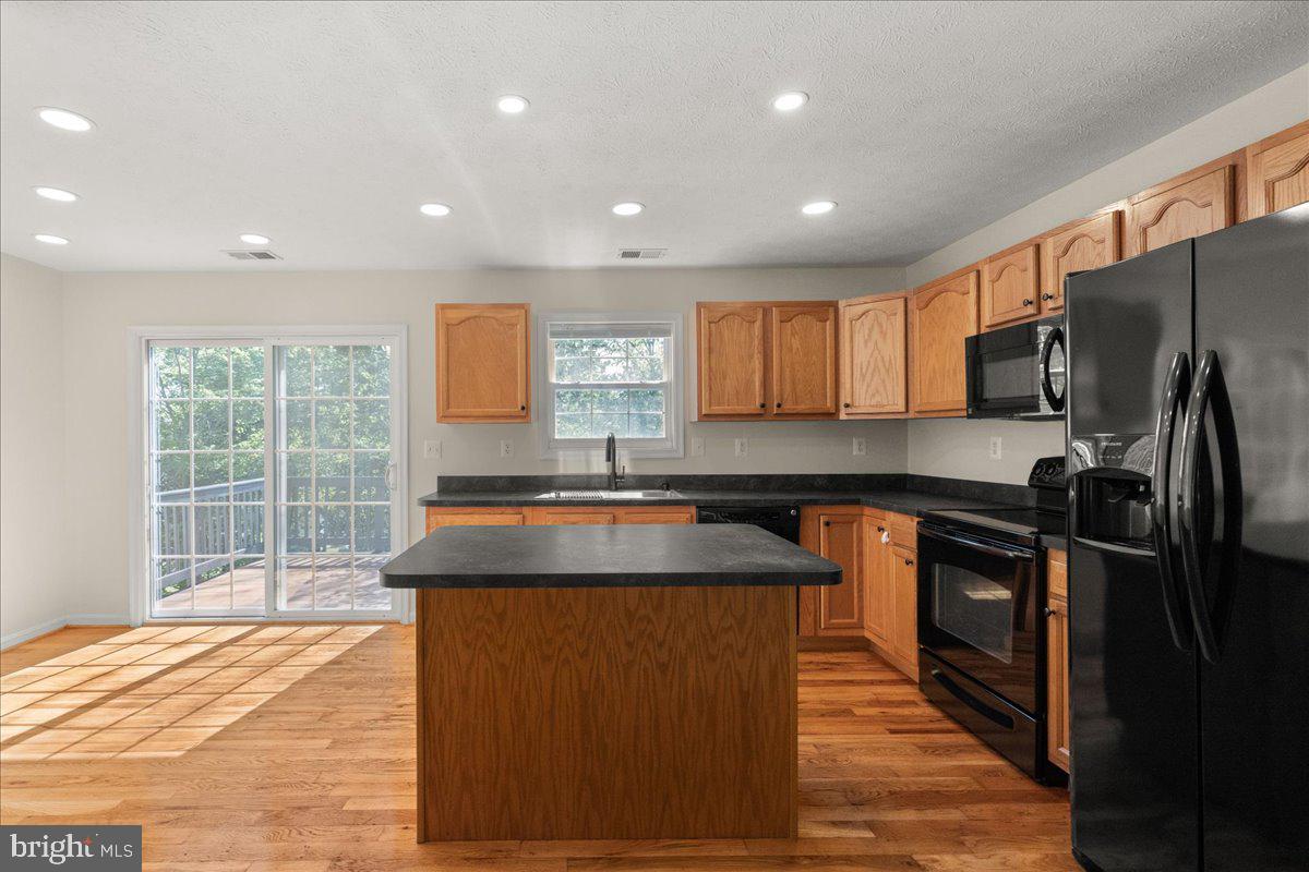 SHAWNEELAND - Residential