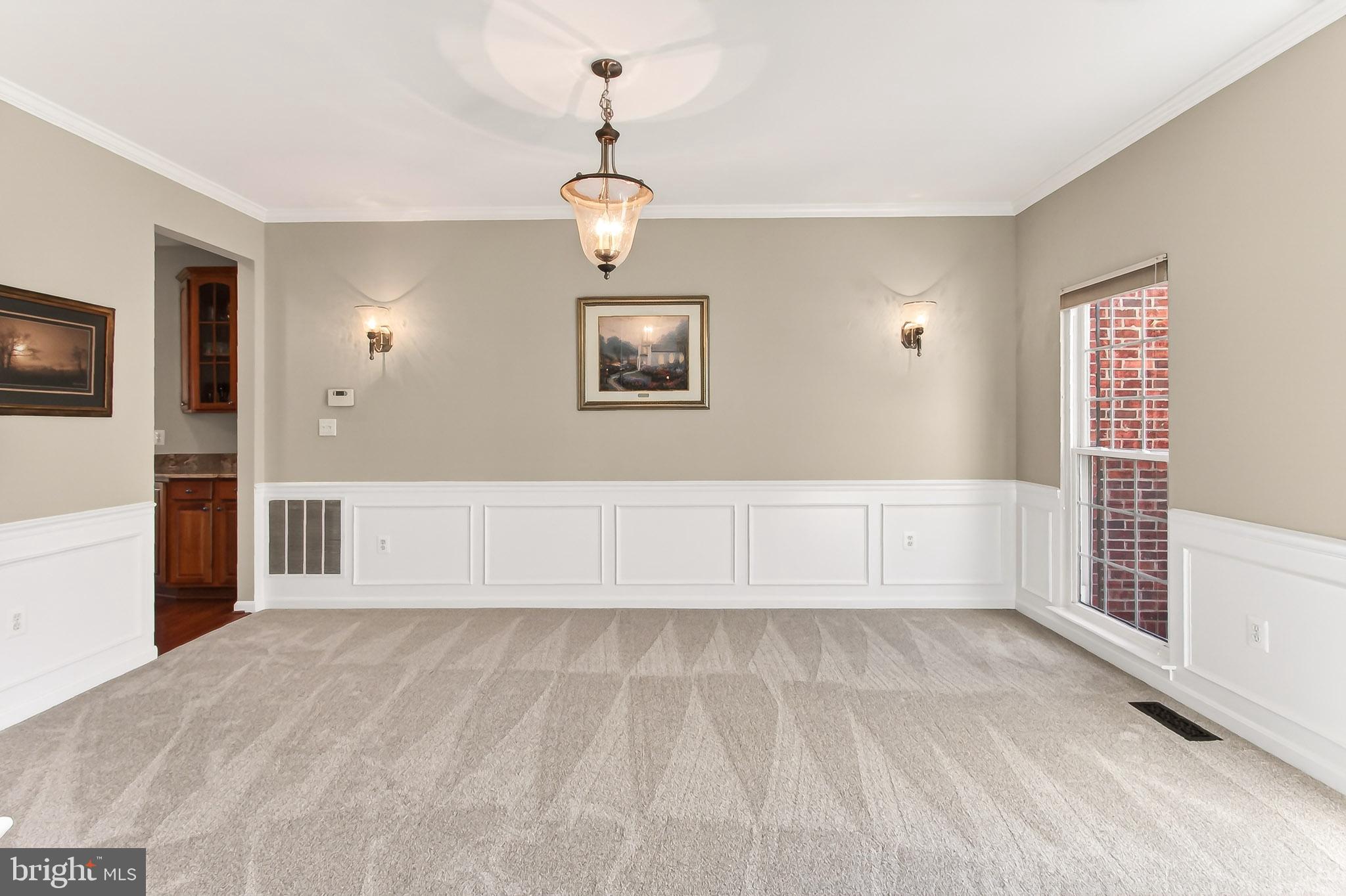 VANTAGE POINTE - Residential