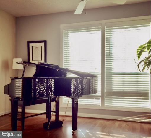 THE OAKTON - Residential Lease