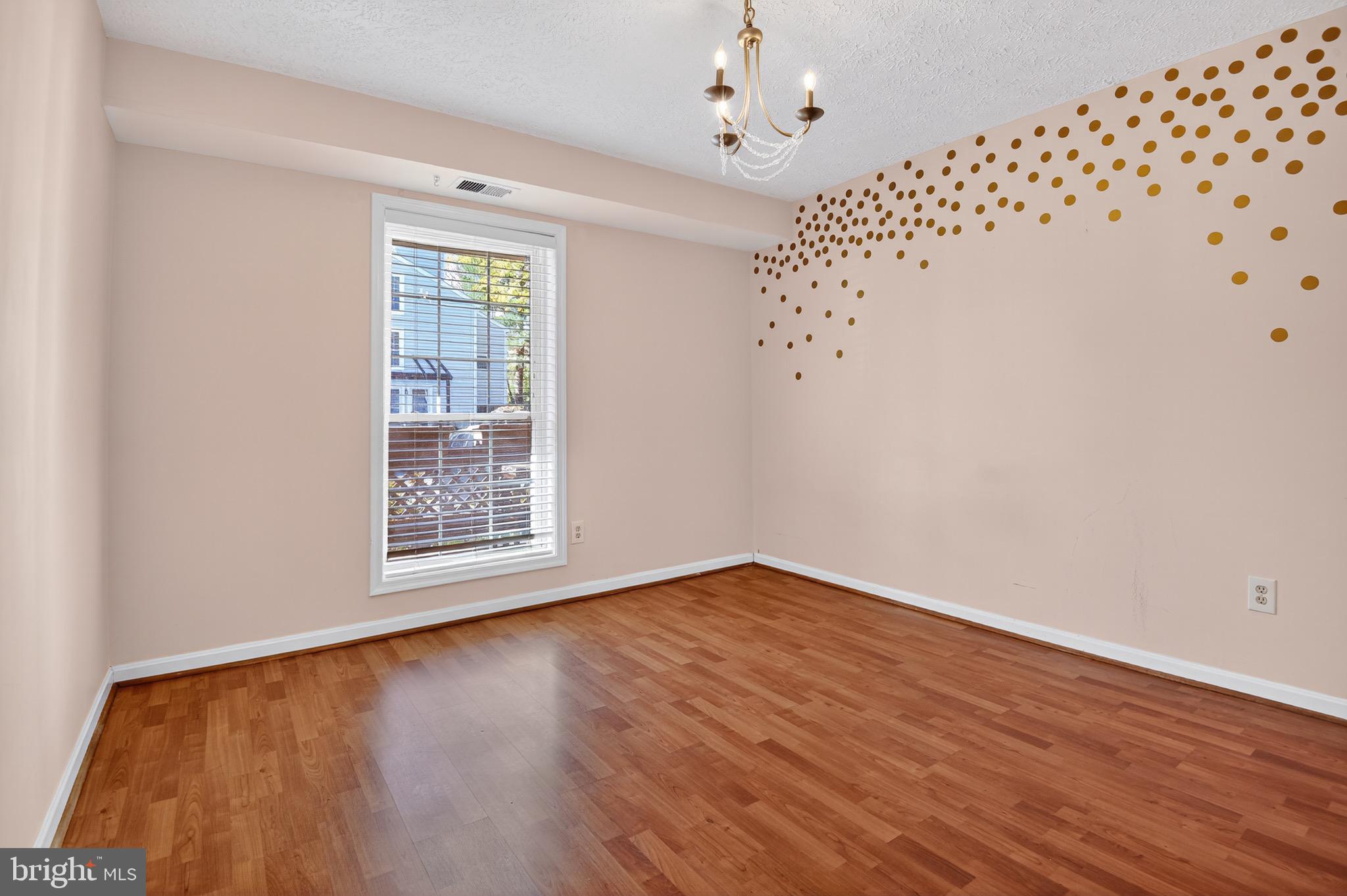 THE OAKTON - Residential Lease