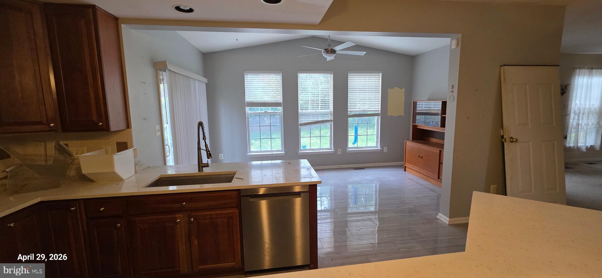CLOVER RIDGE - Residential