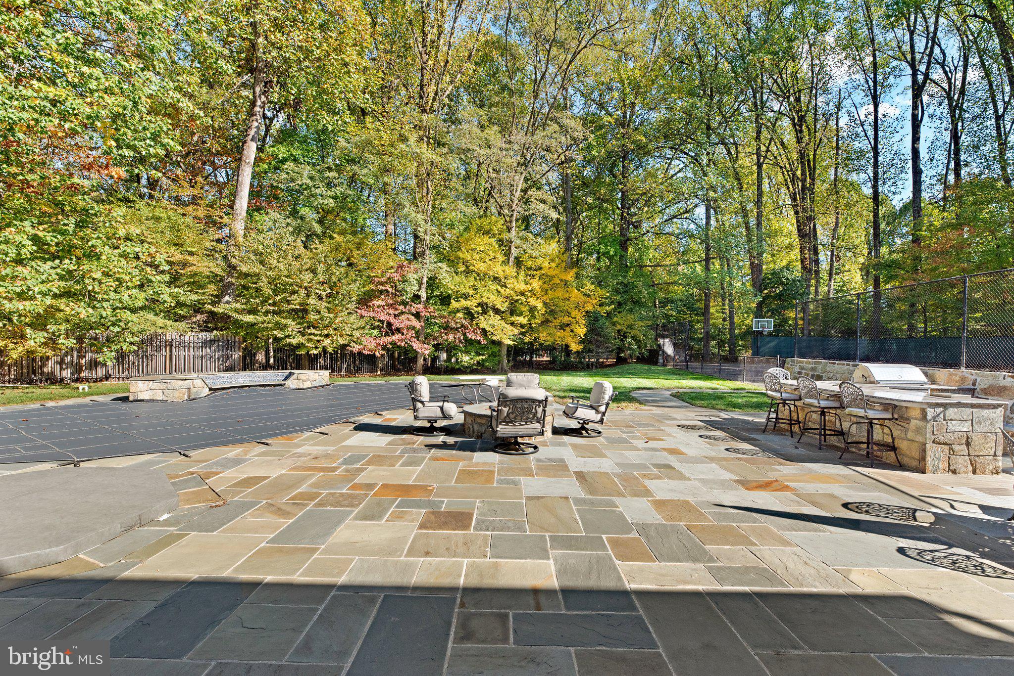 GLEN MILL VILLAGE - Residential