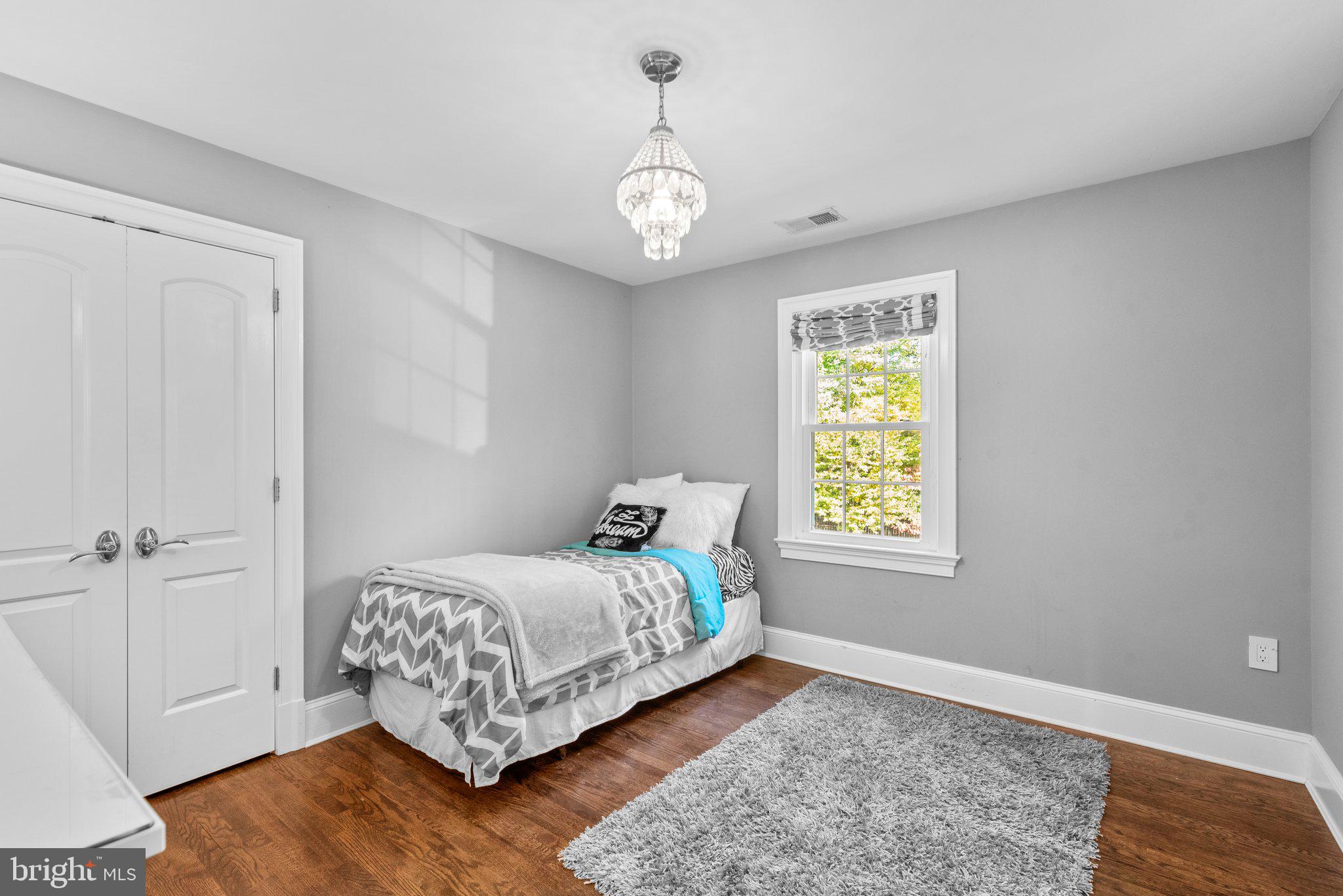 GLEN MILL VILLAGE - Residential