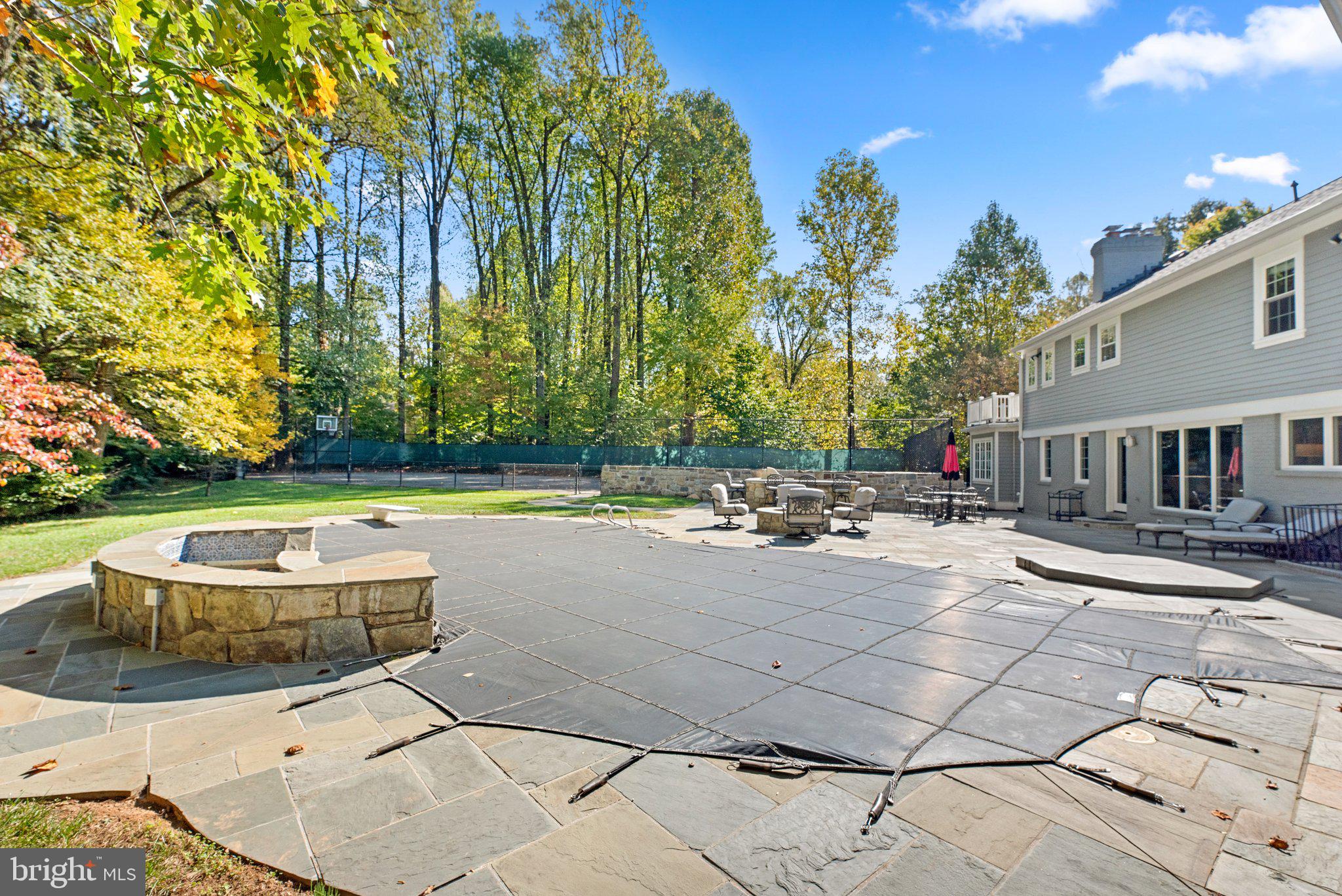 GLEN MILL VILLAGE - Residential