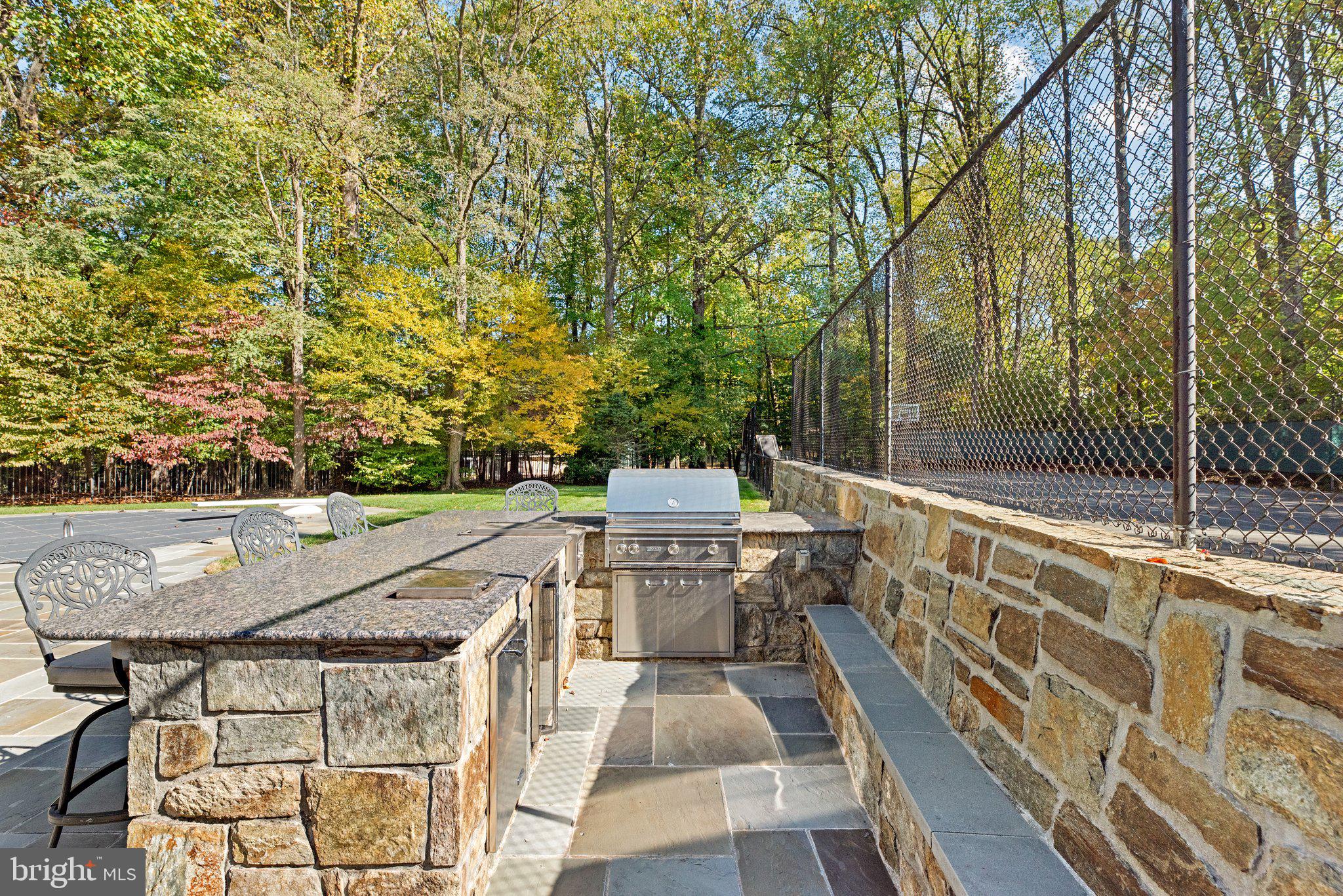 GLEN MILL VILLAGE - Residential