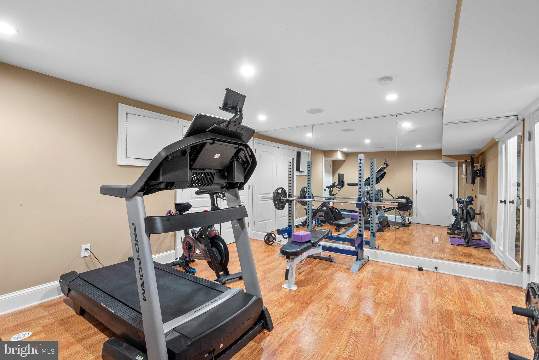 GLEN MILL VILLAGE - Residential