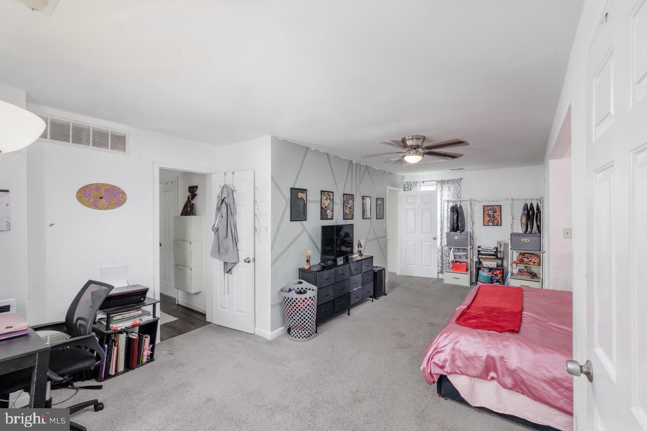 SILVER MANOR - Residential