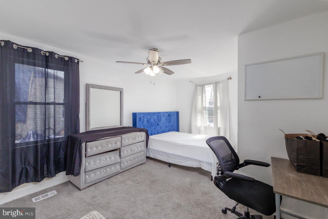 SILVER MANOR - Residential