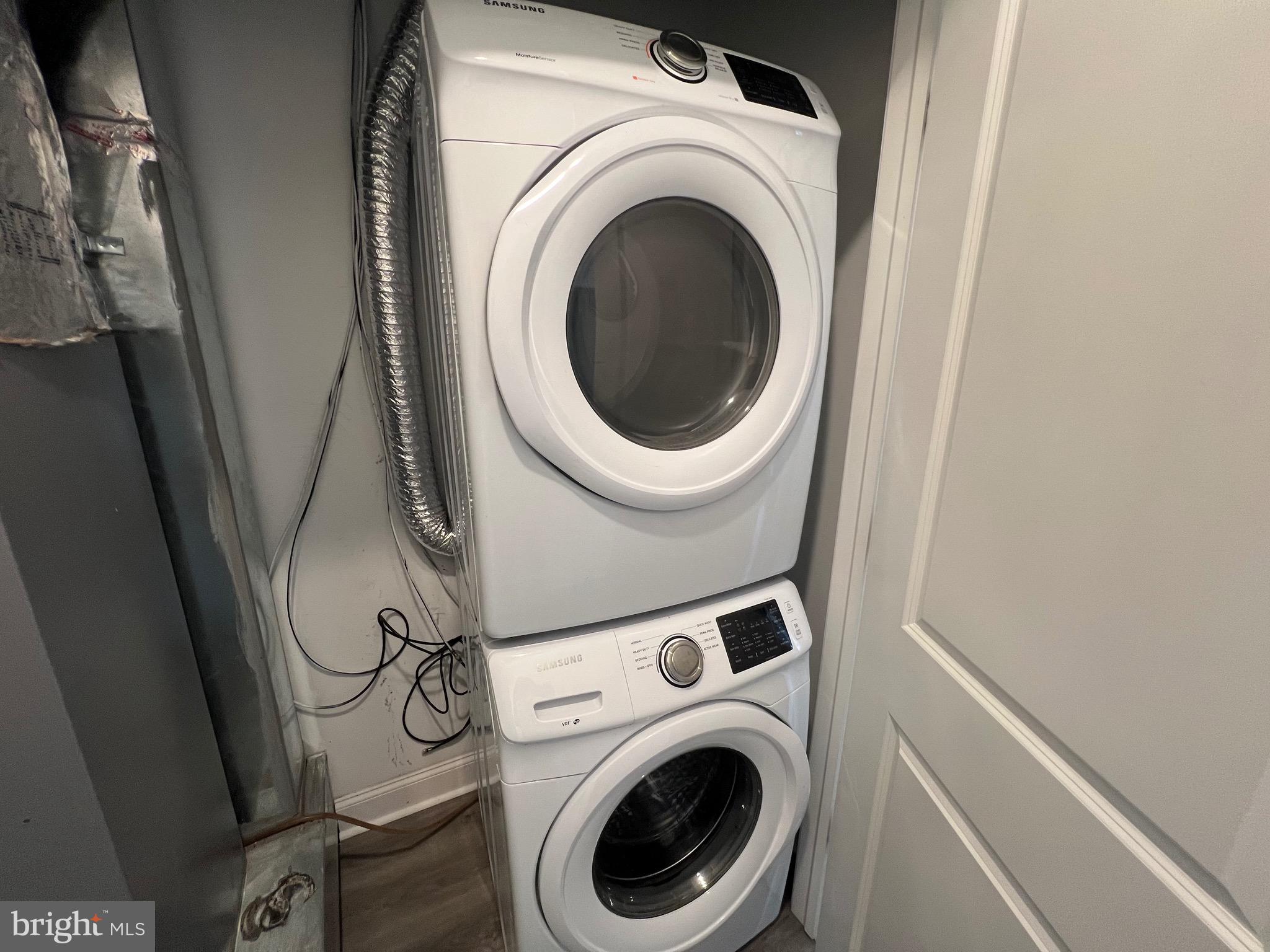 STRAWBERRY MANSION - Residential Lease