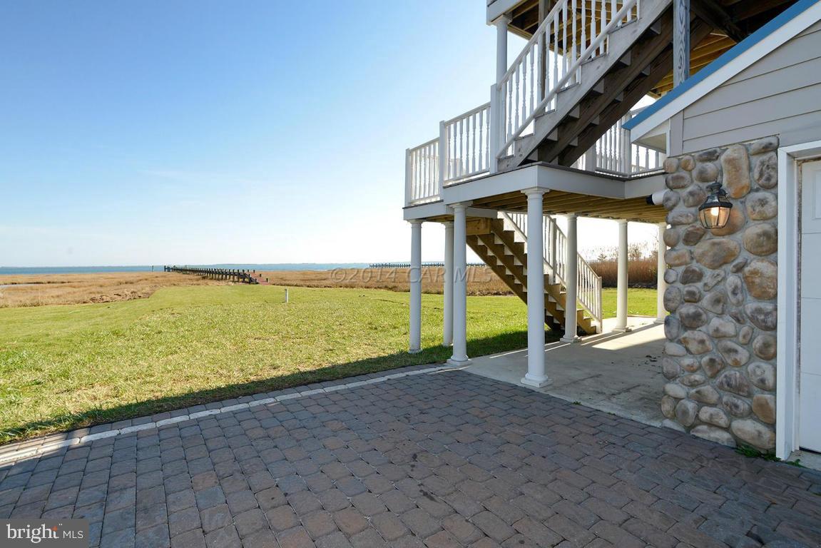 BAY SHORES - Residential