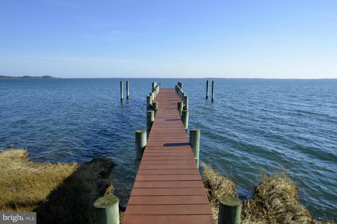 BAY SHORES - Residential