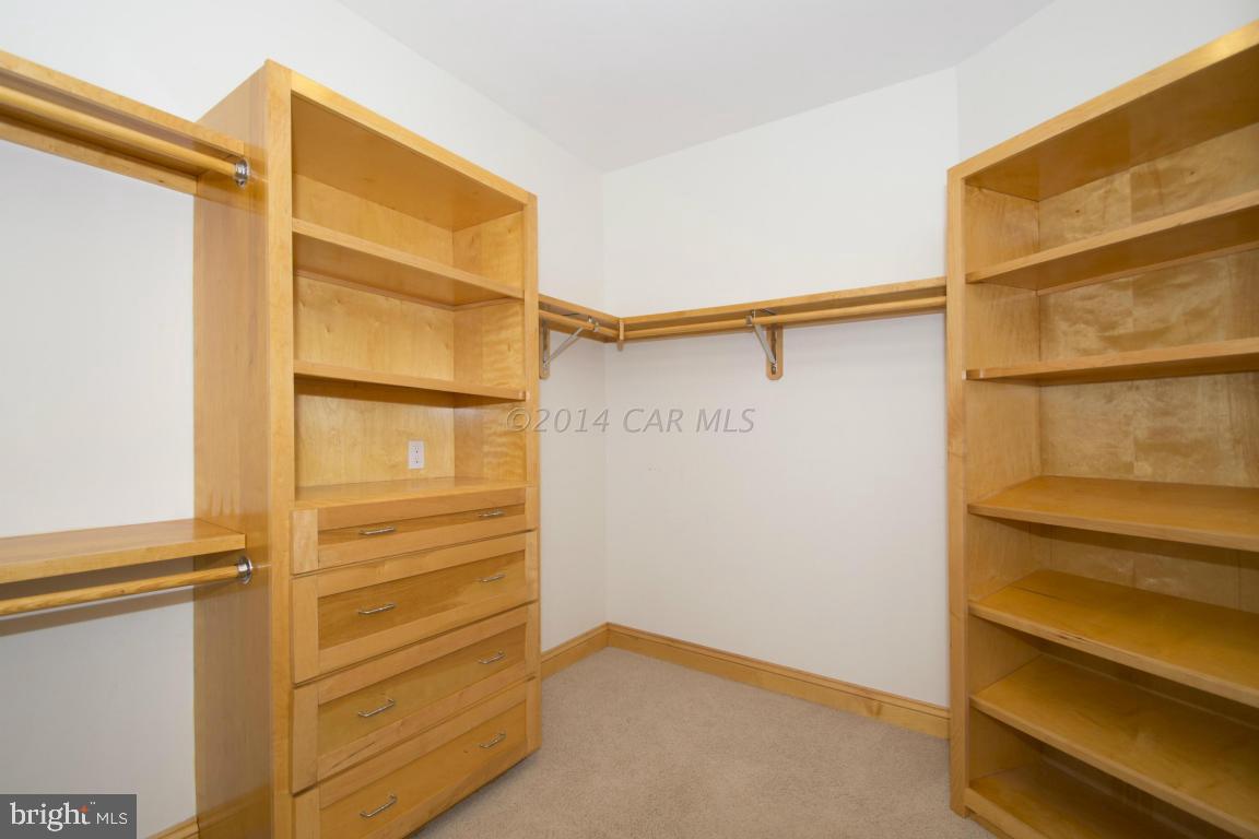 BAY SHORES - Residential