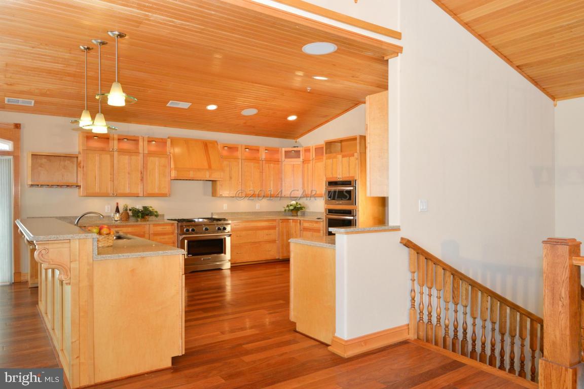 BAY SHORES - Residential