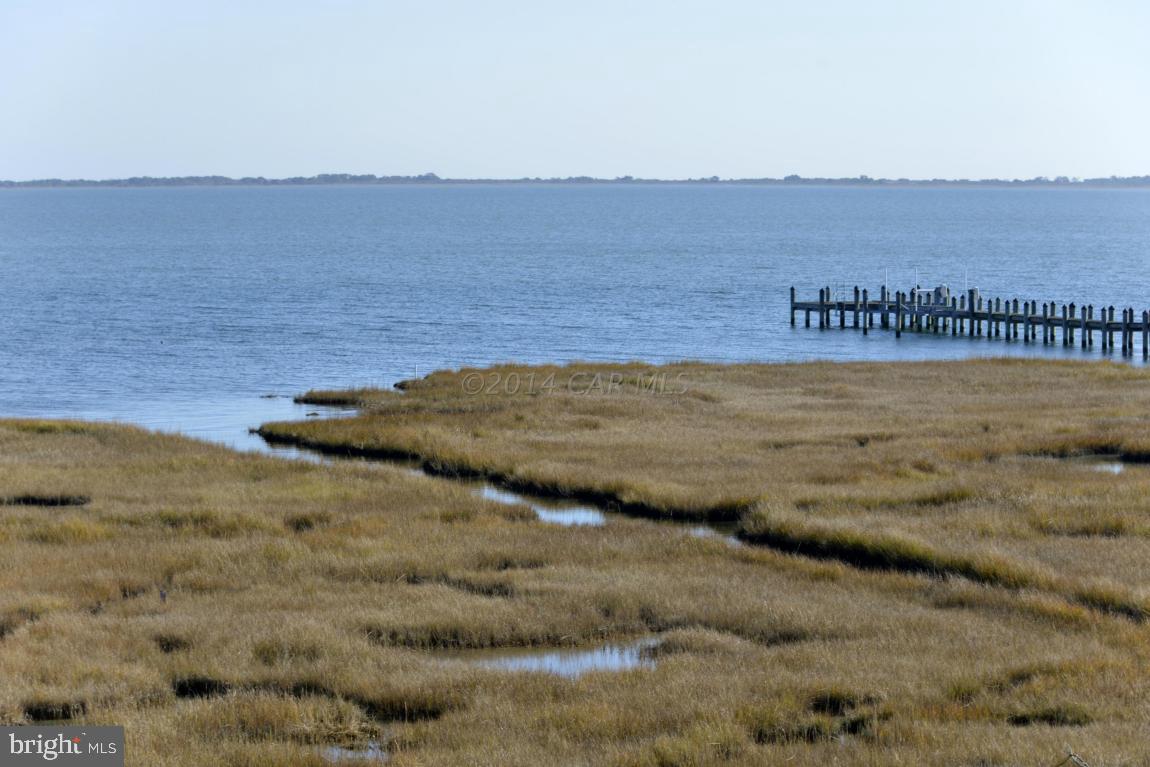 BAY SHORES - Residential